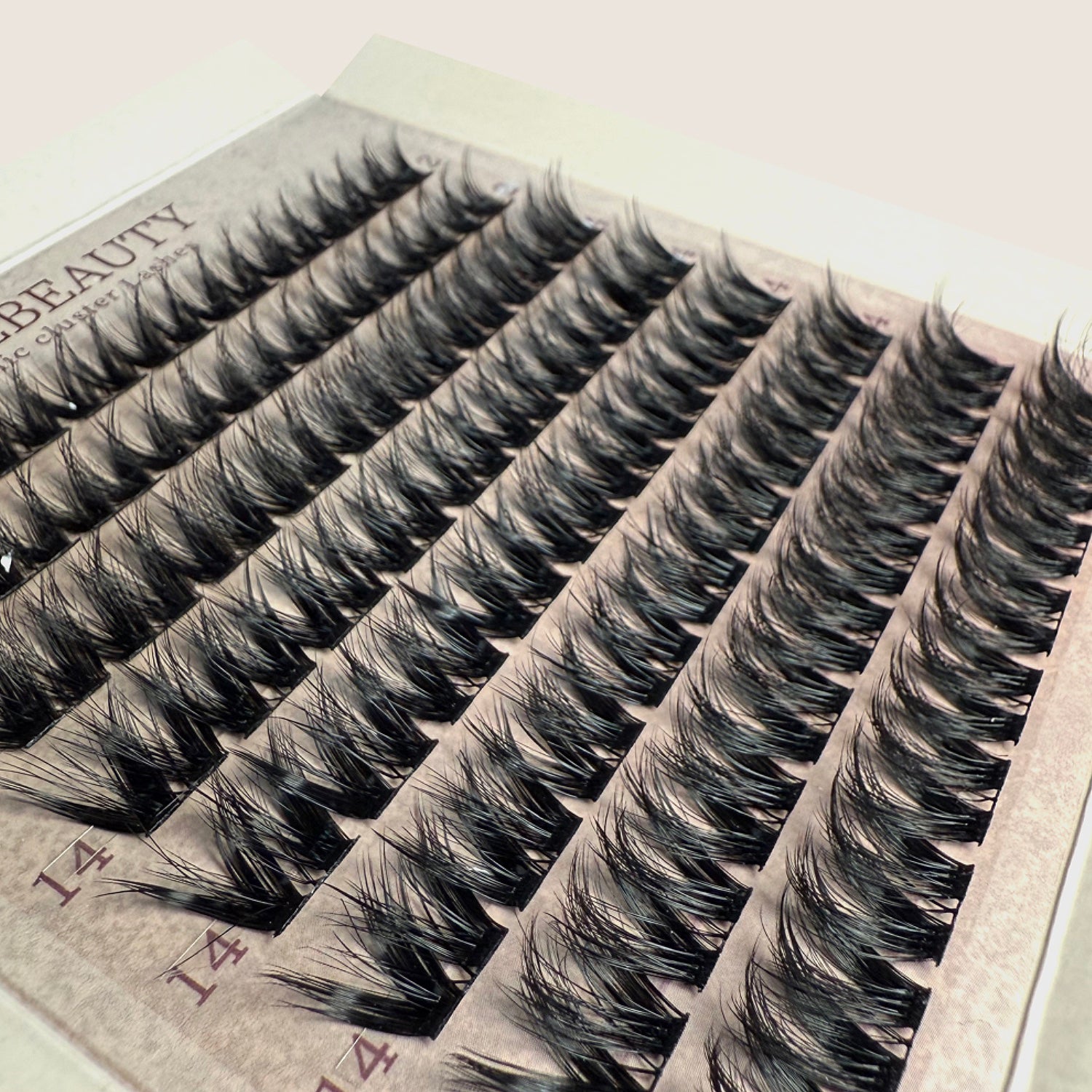 Serpent Muse Cluster Lashes